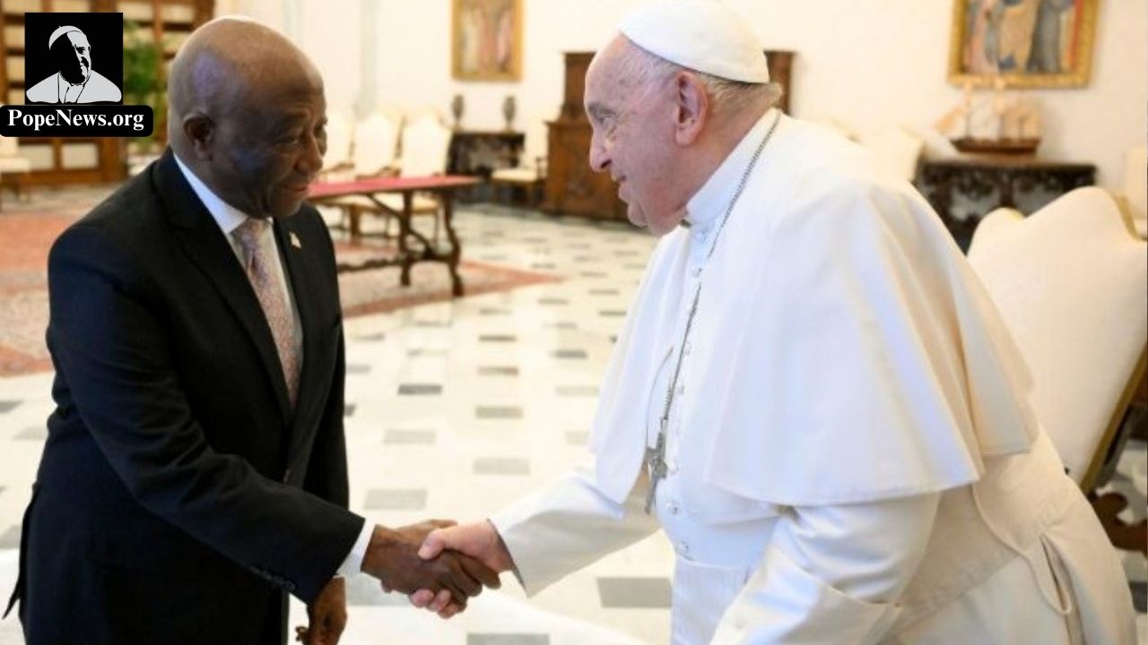 Pope meets with President of Liberia popenews.org